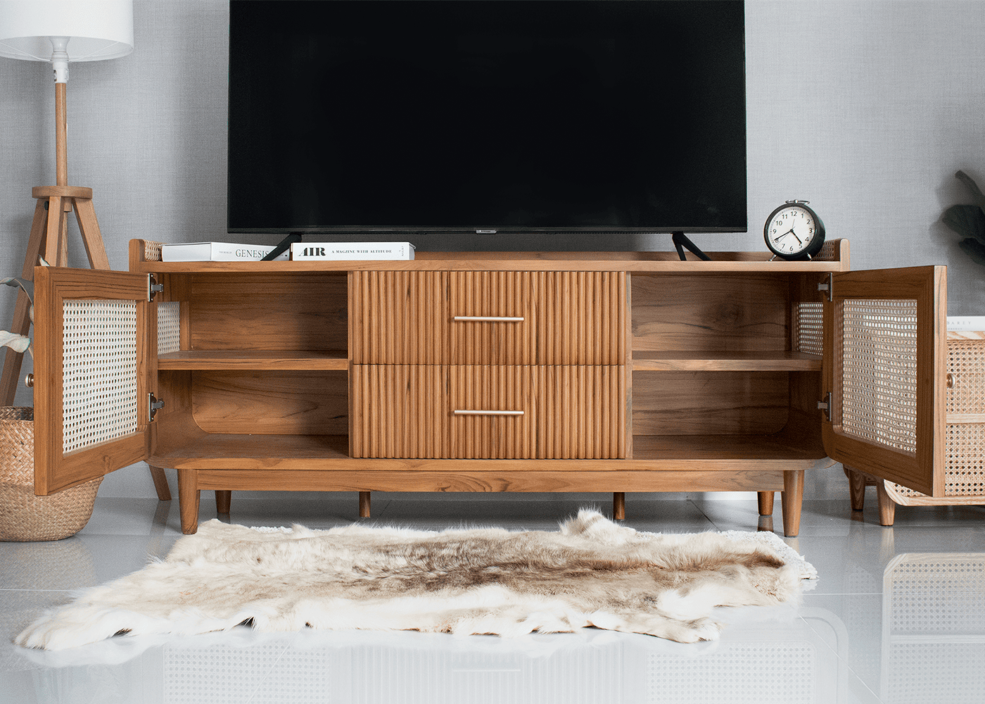 Around Curve Console 05